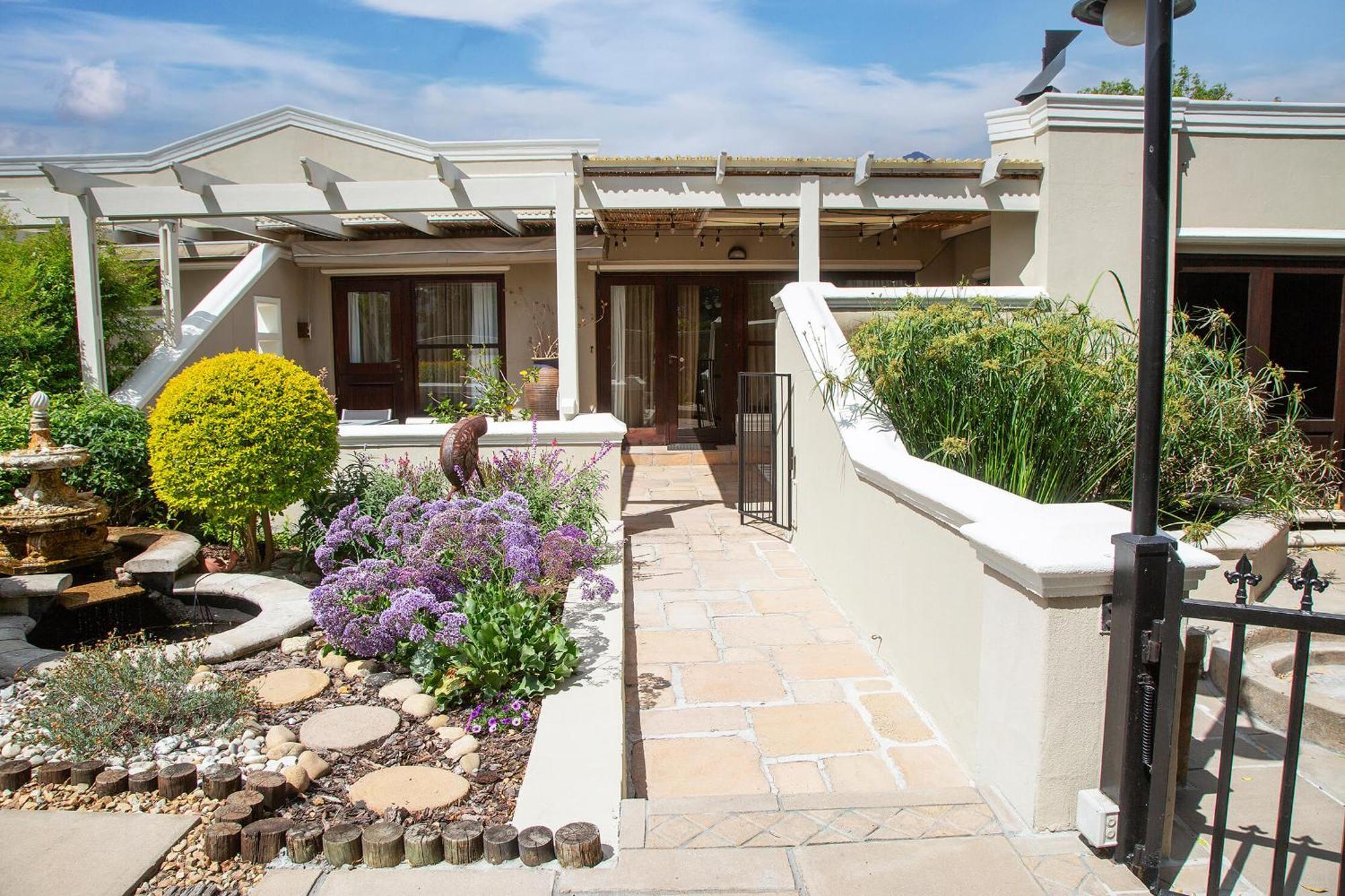 Kaya La Provence Landhuis Plumstead